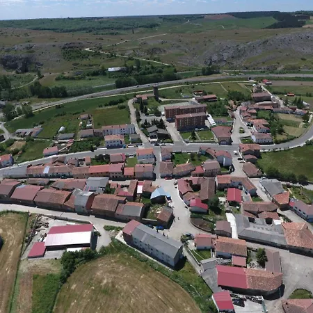 乡村民宿 Casa Rural Majada Montana Palentina Villanueva de Arriba